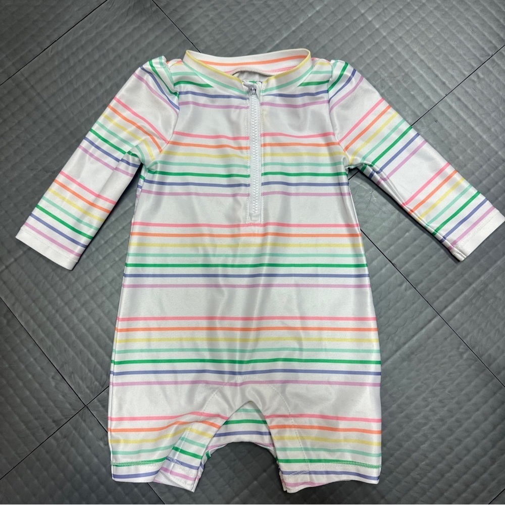 baby GAP recycled swim rash guard upf 50+ one piece girl 0-6 months zip snap
